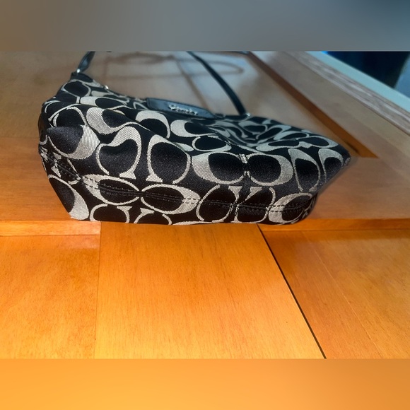 Coach Ashley Signature Jacquard Leather Crossbody Black Gray - Picture 7 of 8